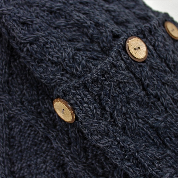 New Irish Aran Button Infinity Scarf Wool Blue Tan - Picture 6 of 9